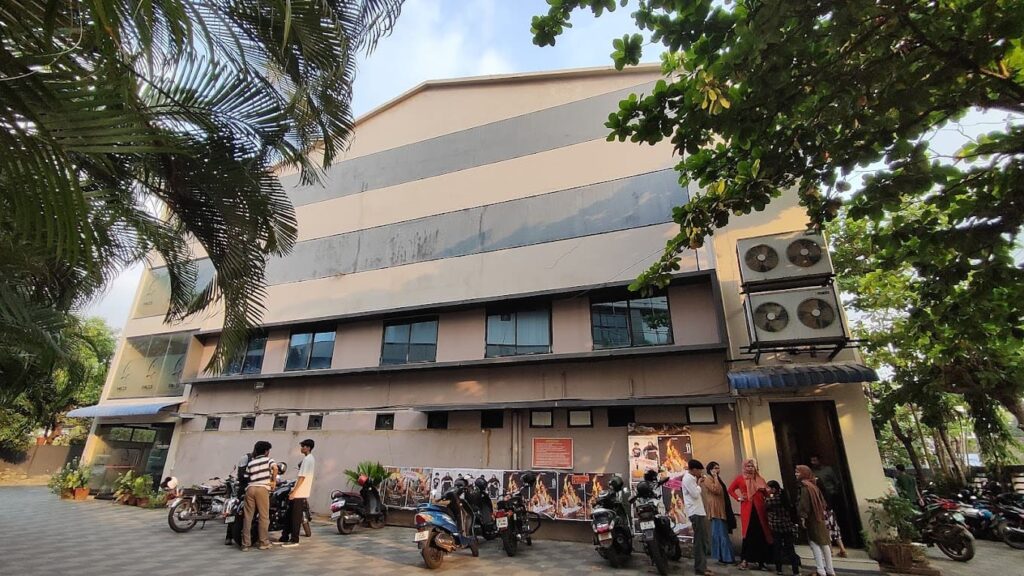 devaki cinemas guruvayur